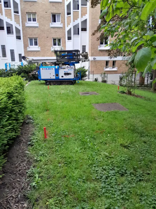 Investigations dans le cadre d'une étude de sol à Paris 8