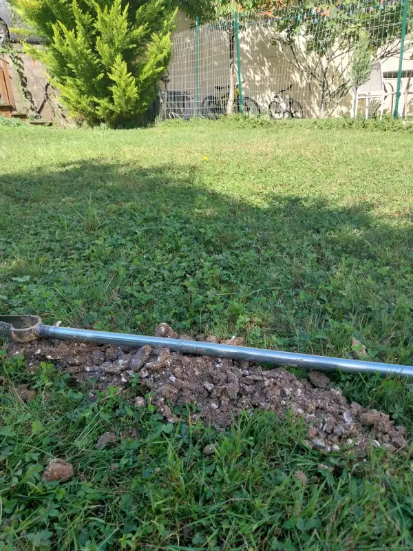 Sondage de reconnaissance des sols dans le cadre d'une étude G1 ES (vente de terrain)