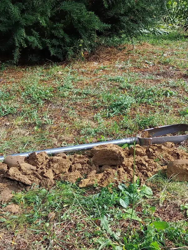 Sondage de reconnaissance des sols dans le cadre d'une étude G1 ES (vente de terrain)