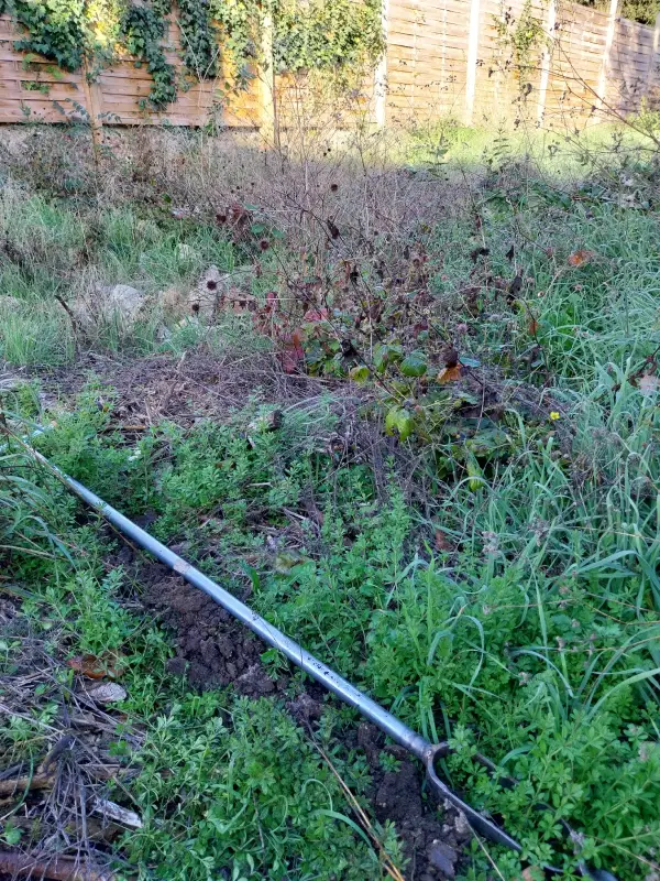 Sondage de reconnaissance des sols dans le cadre d'une étude G1 ES (vente de terrain)