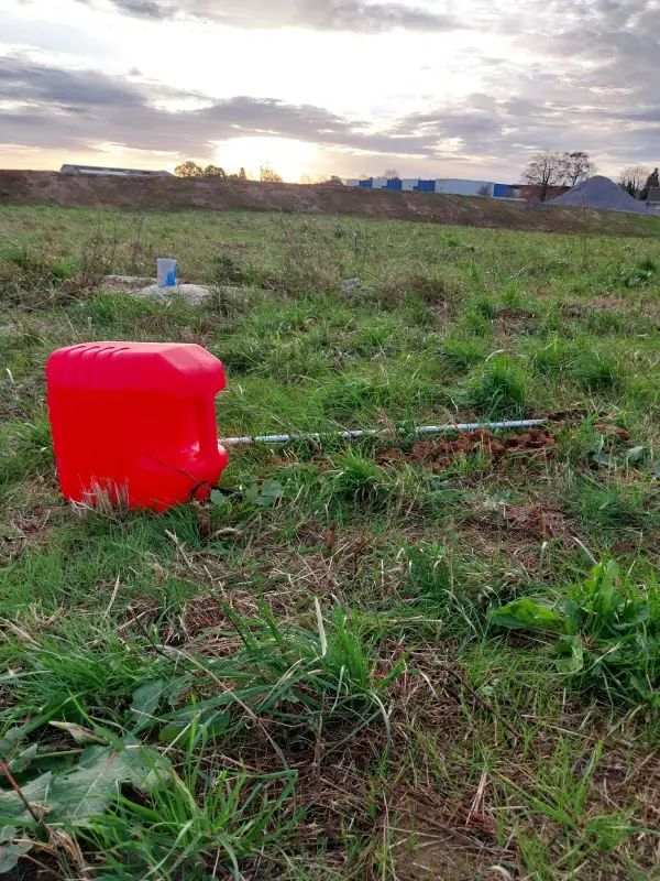 Essai de perméabilité des sols dans le cadre d'une étude de gestion des eaux pluviales à Fontainebleau (77300)