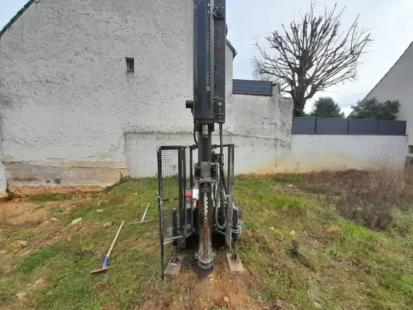 Campagne de d'investigation de terrain dans le cadre d'une étude de sol G2 AVP et G2 PRO à Lizy-sur-Ourcq (77440)